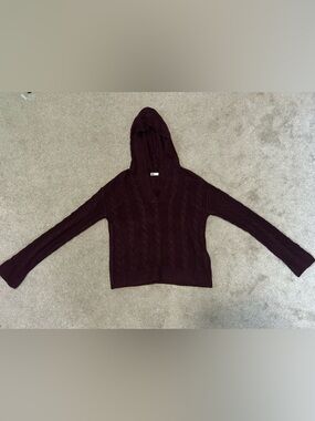 SO Sweater size: small